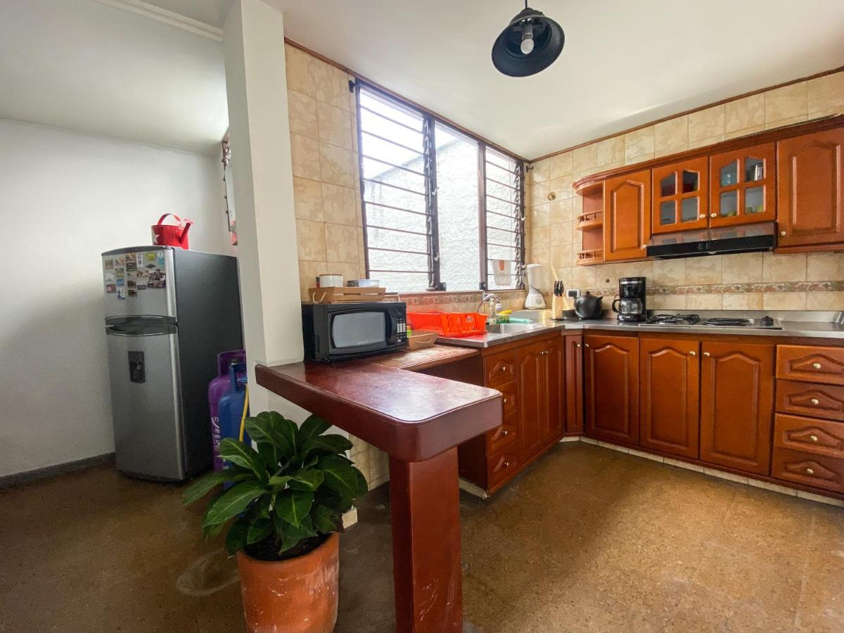 Ferienwohnung Oasis En El Corazon De Medellin, Laureles Exterior foto
